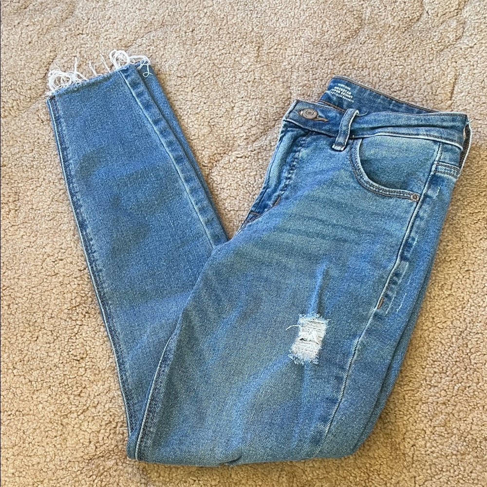 Old Navy size 0 blue  Cropped Jeans